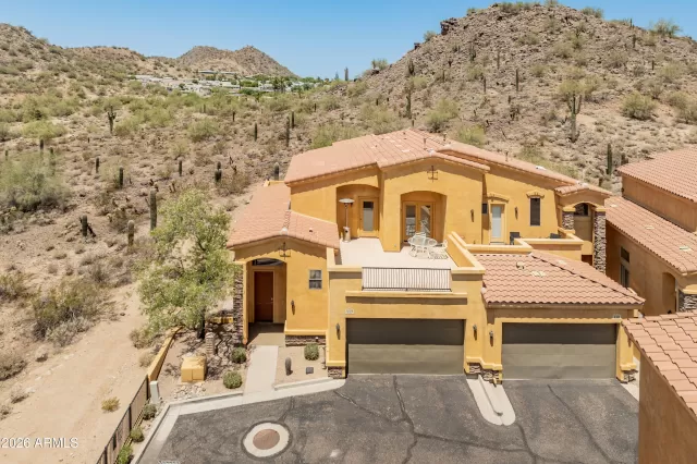 MLS: 7028632 Condo For Sale