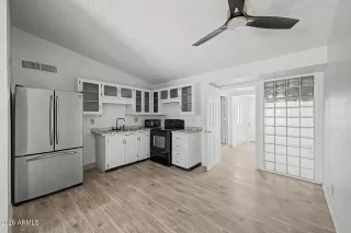 Photo #4: 7028741 Listing 