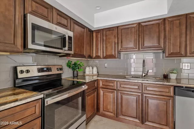 MLS: 7028857 Condo For Sale