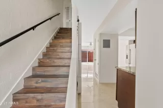 Photo #6: 7028857 Listing