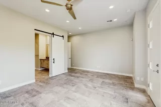 Photo #6: 7028888 Listing 