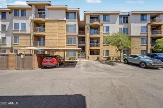 Photo #1: 7029173 Listing 