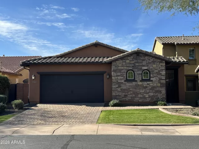MLS: 7029350 Condo For Sale