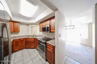 Photo #3: 7029376 Listing