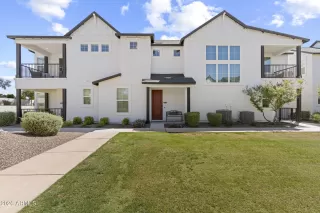Photo #2: 7029378 Listing
