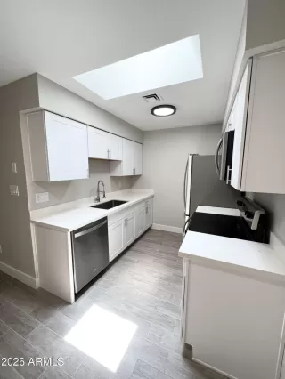 Photo #2: 7029417 Listing