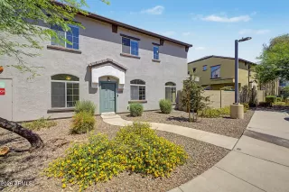 Photo #1: 7029478 Listing