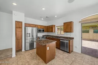 Photo #6: 7029478 Listing
