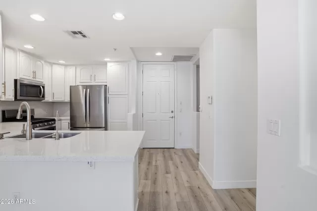 MLS: 7029639 Condo For Sale