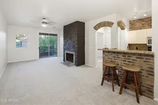 Photo #3: 7029665 Listing
