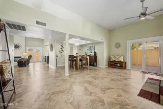 Photo #4: 7029724 Listing