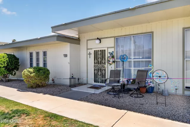 MLS: 7029782 Condo For Sale
