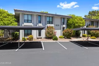 Photo #1: 7029904 Listing