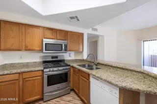 Photo #5: 7030166 Listing 