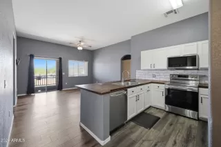 Photo #4: 7030173 Listing