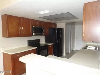 Photo #3: 7030198 Listing