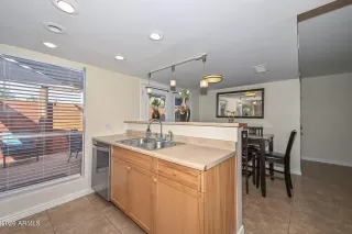 Photo #6: 7030281 Listing 