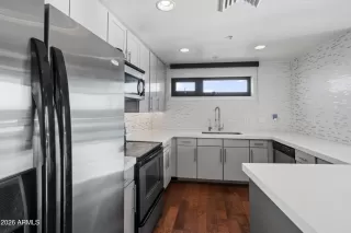 Photo #2: 7030397 Listing