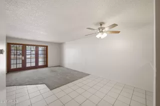 Photo #4: 7030600 Listing