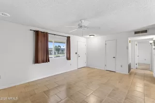 Photo #4: 7030759 Listing 