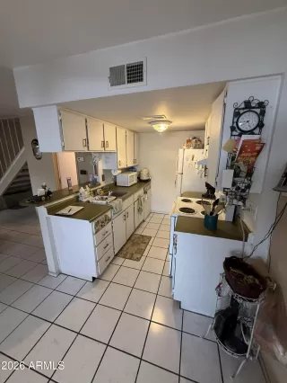 Photo #2: 7030766 Listing