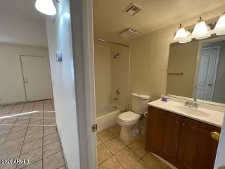 Photo #6: 7030788 Listing