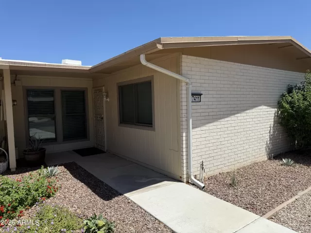 MLS: 7030826 Condo For Sale