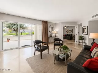 Photo #6: 7030855 Listing