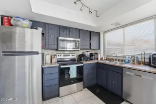 Photo #2: 7030859 Listing