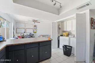 Photo #6: 7030859 Listing