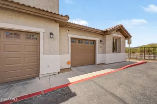 Photo #5: 7030860 Listing