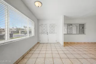 Photo #4: 7031046 Listing