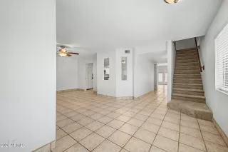 Photo #5: 7031046 Listing