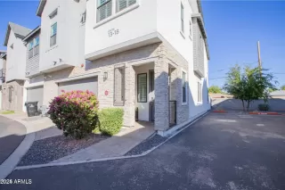 Photo #1: 7031303 Listing