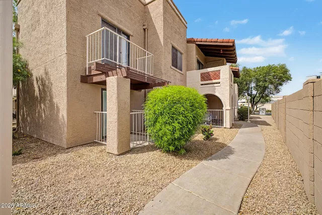 MLS: 7031417 Condo For Sale