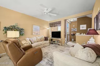 Photo #4: 7031447 Listing