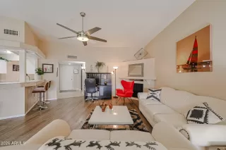 Photo #3: 7031460 Listing