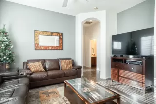 Photo #5: 7031574 Listing