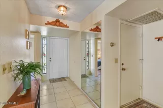 Photo #1: 7031633 Listing