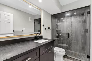 Photo #3: 7031649 Listing