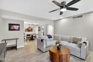 Photo #6: 7031649 Listing