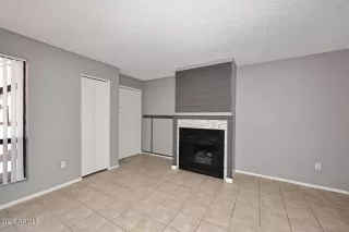 Photo #5: 7031881 Listing