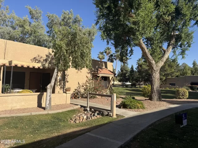 MLS: 7031898 Condo For Sale