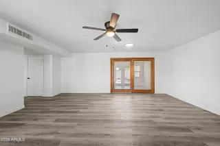 Photo #5: 7031909 Listing