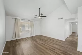 Photo #3: 7031978 Listing