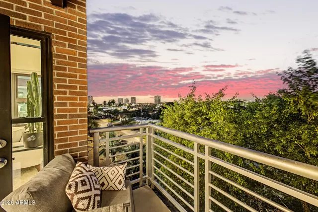 MLS: 7032023 Condo For Sale