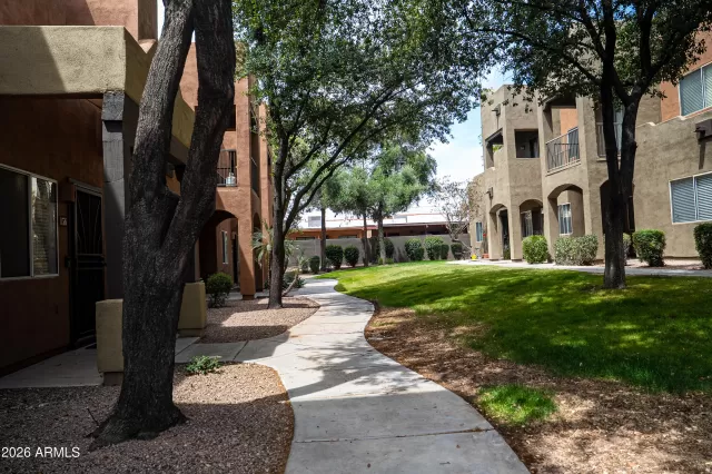 MLS: 7032141 Condo For Sale