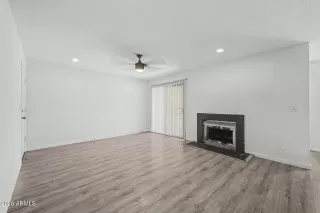 Photo #5: 7032275 Listing 