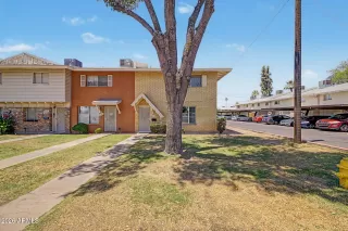 Photo #4: 7032354 Listing