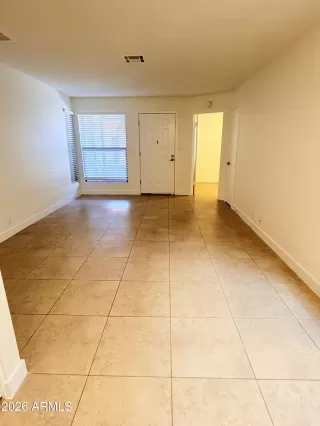 Photo #5: 7032372 Listing